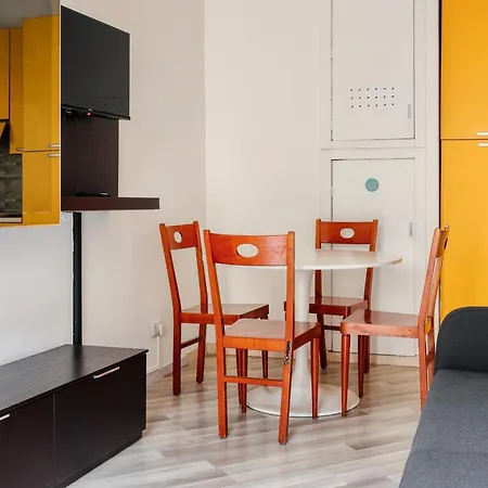 Joivy Stylish 2-bed Flat, Easy Access To Centre * 밀라노