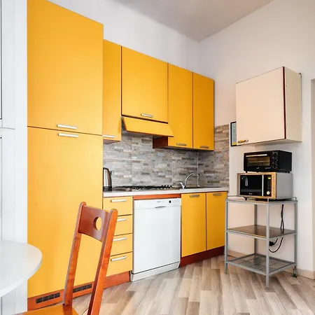 Joivy Stylish 2-bed Flat, Easy Access To Centre Lägenhet Milano