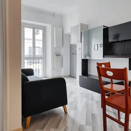 Joivy Stylish 2-bed Flat, Easy Access To Centre Milano