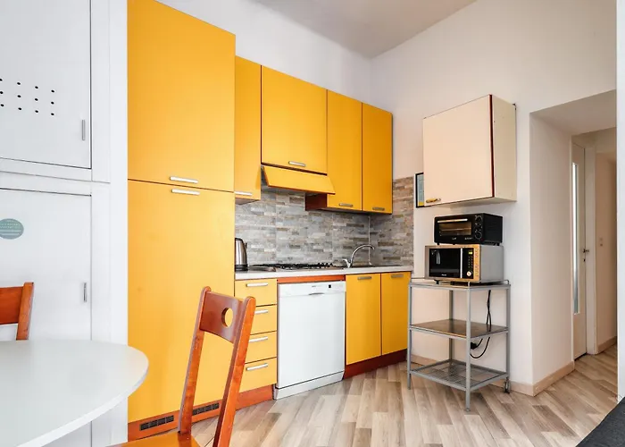 Joivy Stylish 2-bed Flat, Easy Access To Centre Apartment Milan