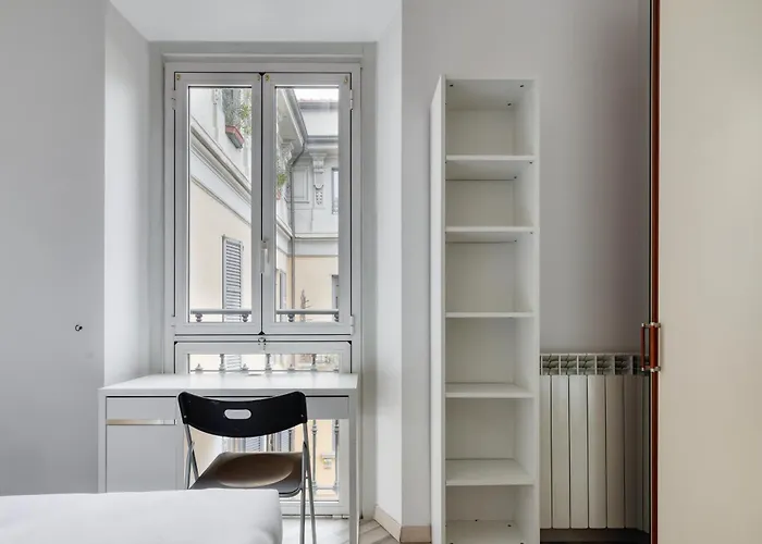Joivy Stylish 2-bed Flat, Easy Access To Centre * Milan